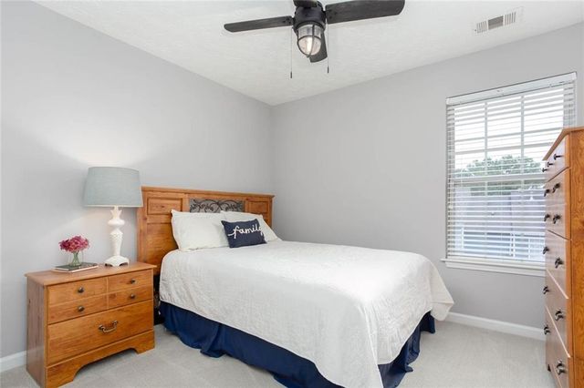 414 Lantern Lane, Woodstock, GA 30188