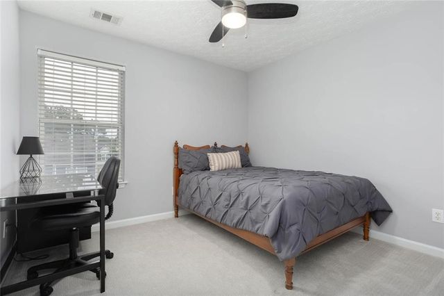 414 Lantern Lane, Woodstock, GA 30188