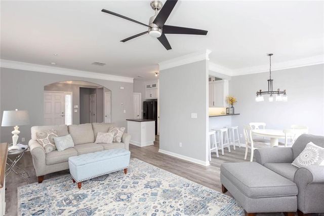 414 Lantern Lane, Woodstock, GA 30188