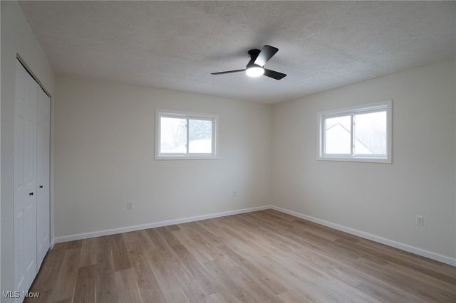 3929 Lor Ron Street, Kent, OH 44240