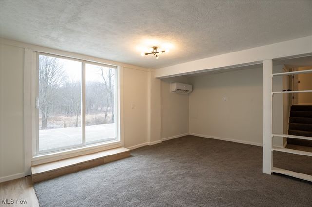 3929 Lor Ron Street, Kent, OH 44240