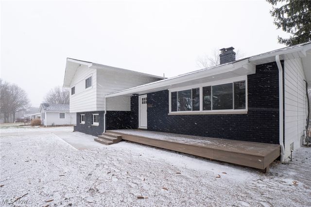 3929 Lor Ron Street, Kent, OH 44240