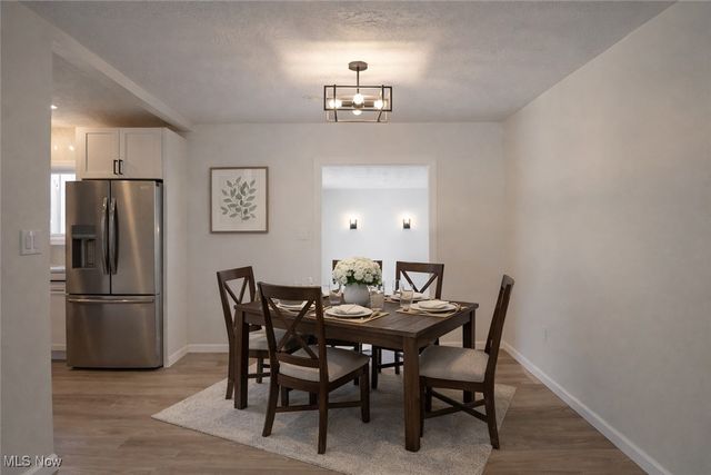 3929 Lor Ron Street, Kent, OH 44240