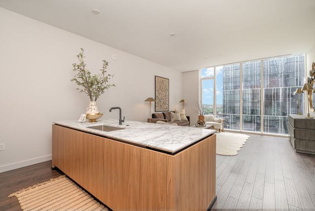 160 2nd Ave S Apt 1904, Nashville, TN 37201