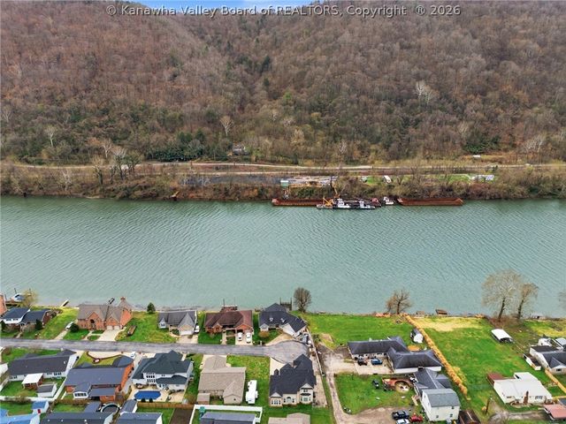 3025 Michael Avenue, Belle, WV 25015