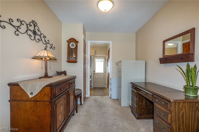 9913 Manorford Drive, Parma Heights, OH 44130