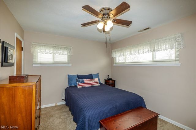 9913 Manorford Drive, Parma Heights, OH 44130