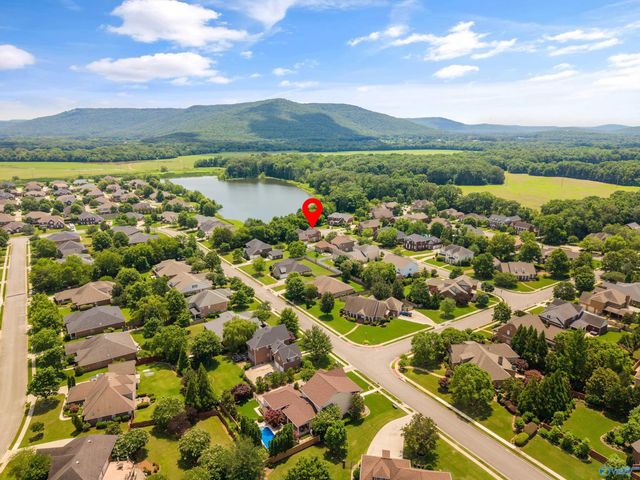 3108 Arborshade Trace, Owens Cross Roads, AL 35763