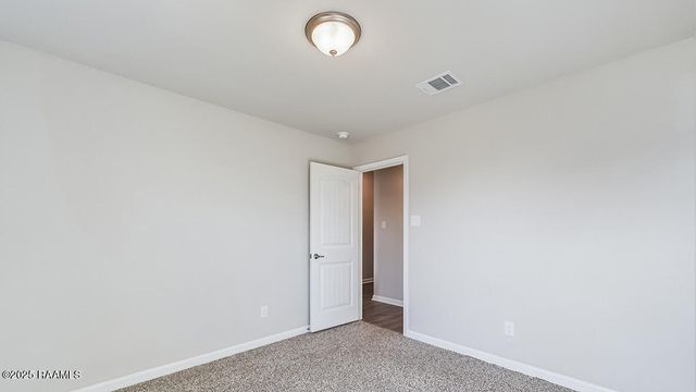 152 Cottage Cove Drive, Maurice, LA 70555