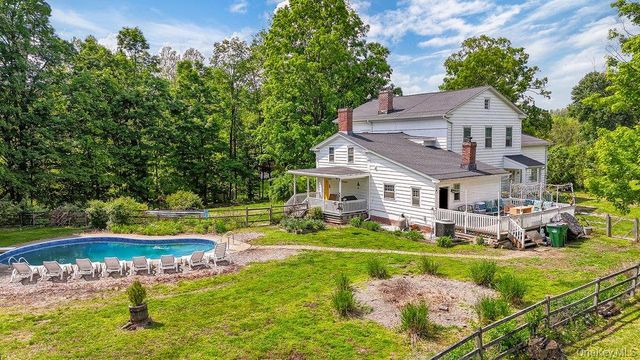 9 Ireland Avenue, Wappingers Falls, NY 12590
