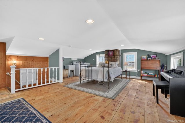 9 Ireland Avenue, Wappingers Falls, NY 12590