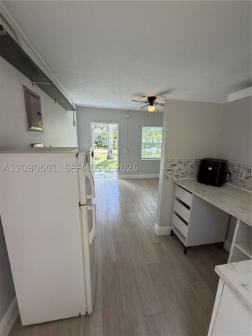 2803 NE 6th Ln 2803, Wilton Manors, FL 33334