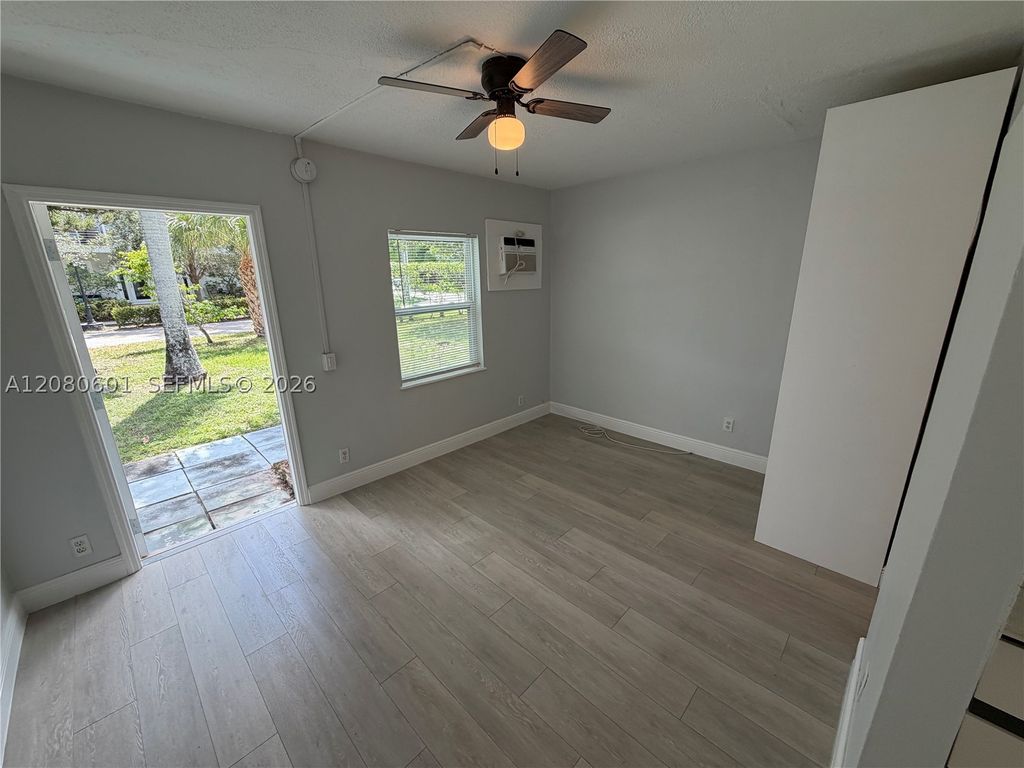 2803 NE 6th Ln 2803, Wilton Manors, FL 33334