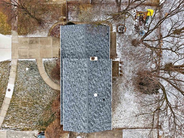 32645 Northampton Drive, Warren, MI 48093