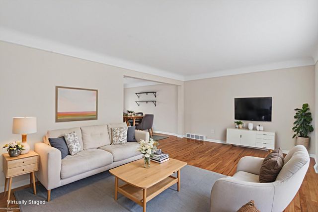 32645 Northampton Drive, Warren, MI 48093