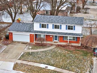 32645 Northampton Drive, Warren, MI 48093