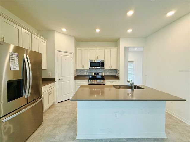 4149 PINO STREET, Apopka, FL 32712