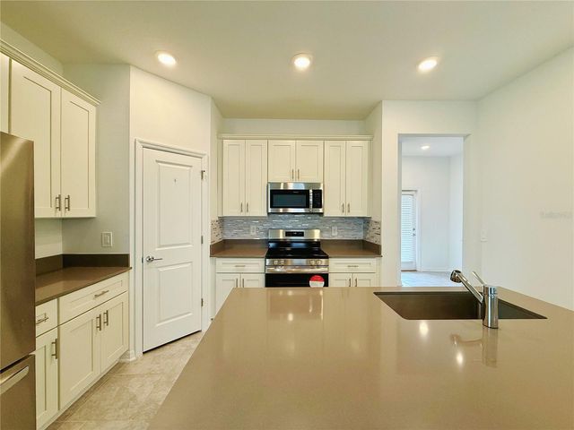 4149 PINO STREET, Apopka, FL 32712