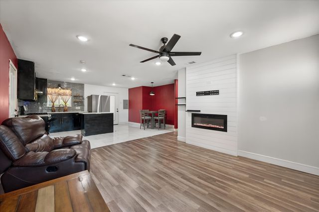 2611 Hardy Place, Arlington, TX 76010