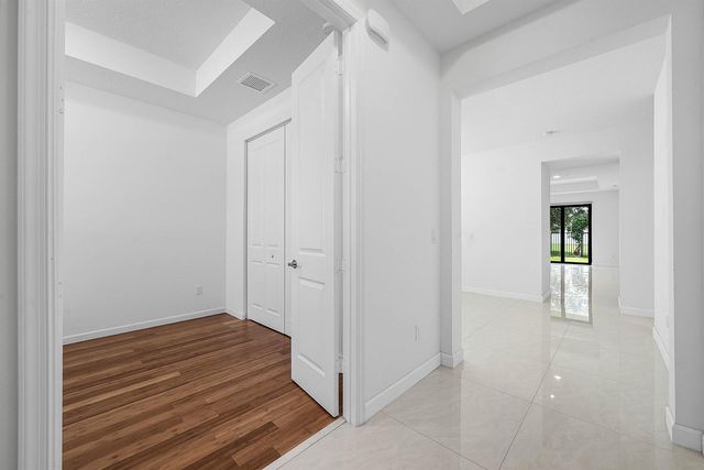 6053 Oceanaire Way, Lake Worth, FL 33467