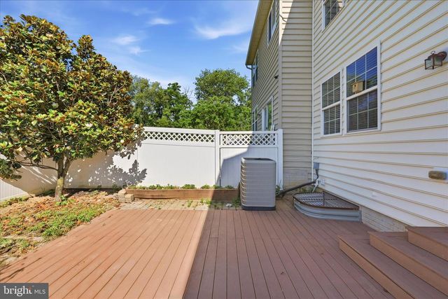 31 RIPARIAN LN, Ranson, WV 25438