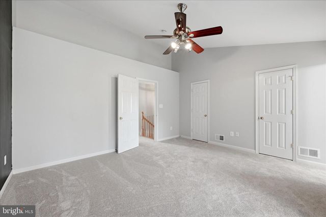 31 RIPARIAN LN, Ranson, WV 25438