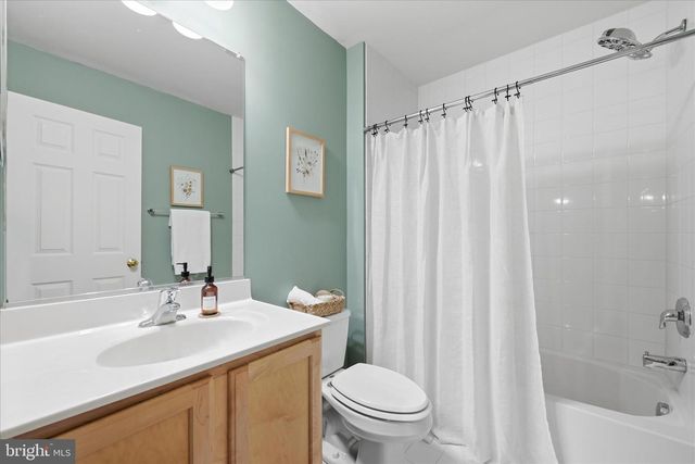 31 RIPARIAN LN, Ranson, WV 25438