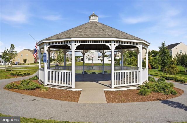 31 RIPARIAN LN, Ranson, WV 25438