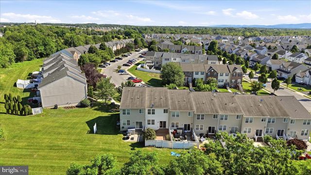 31 RIPARIAN LN, Ranson, WV 25438