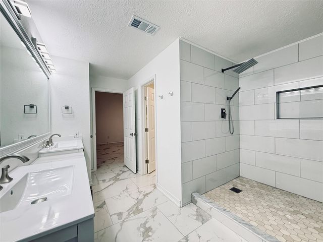 9315 Beringwood Drive, Houston, TX 77083