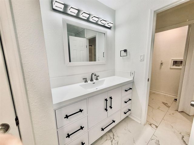 9315 Beringwood Drive, Houston, TX 77083