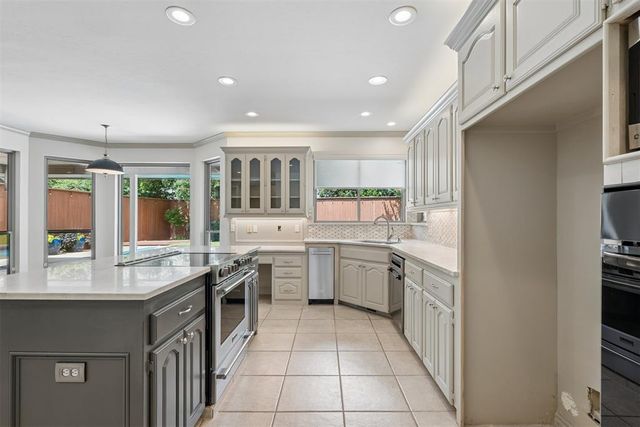 1724 Boomer Trail, Edmond, OK 73034