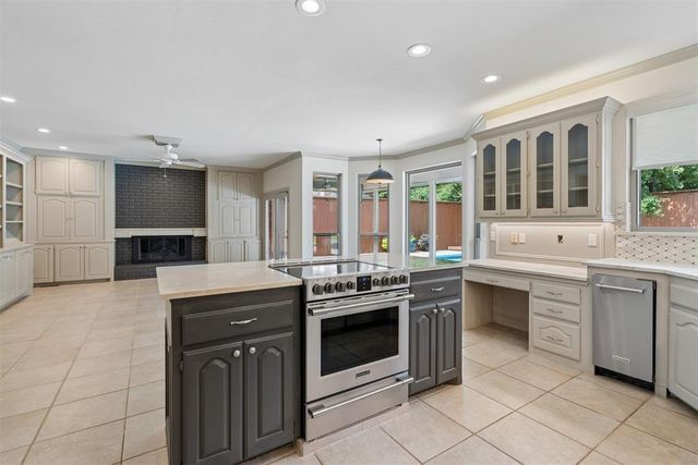 1724 Boomer Trail, Edmond, OK 73034