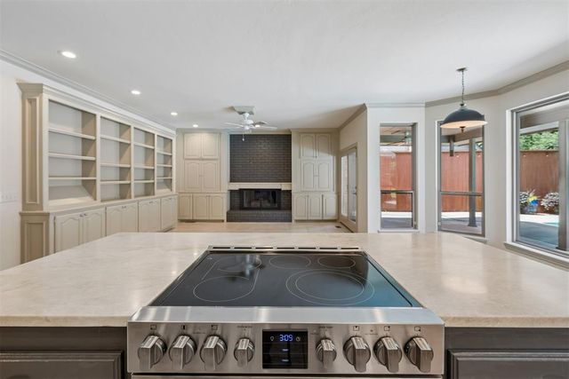 1724 Boomer Trail, Edmond, OK 73034
