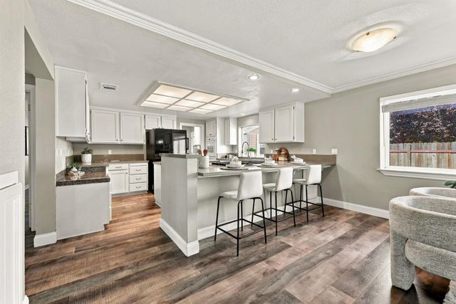 2600 Buckeye Ct, Rocklin, CA 95677