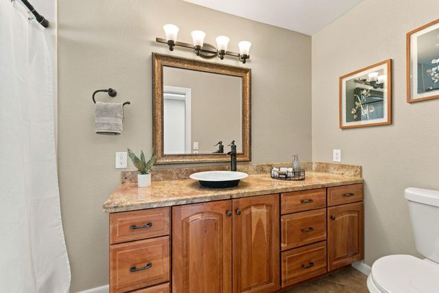2600 Buckeye Ct, Rocklin, CA 95677