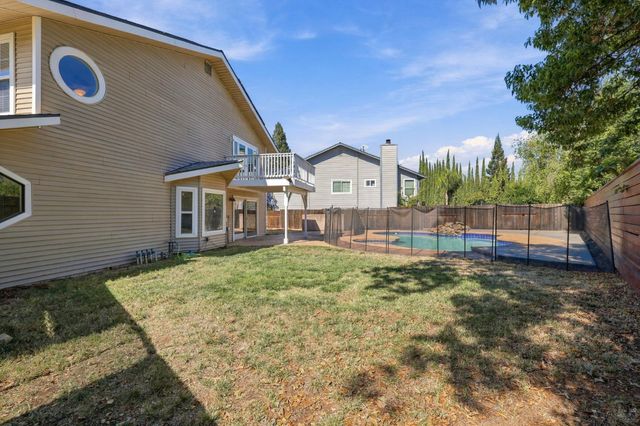 2600 Buckeye Ct, Rocklin, CA 95677