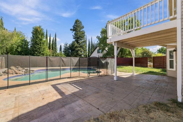 2600 Buckeye Ct, Rocklin, CA 95677