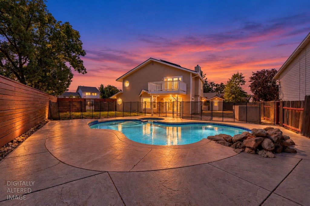 2600 Buckeye Ct, Rocklin, CA 95677