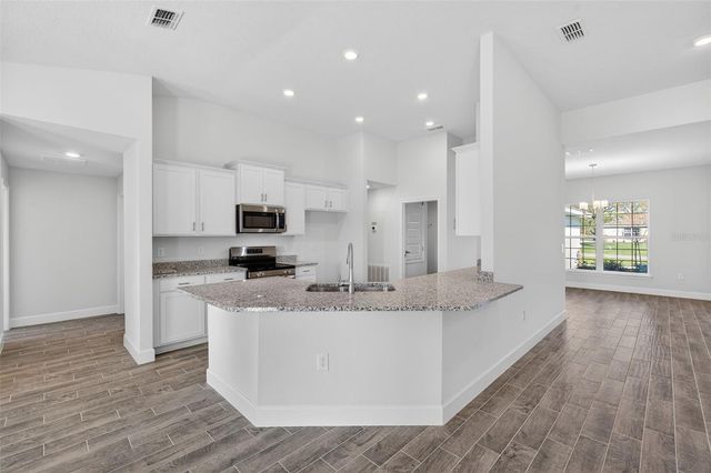 37298 HIDDEN VIEW CIRCLE, Dade City, FL 33523