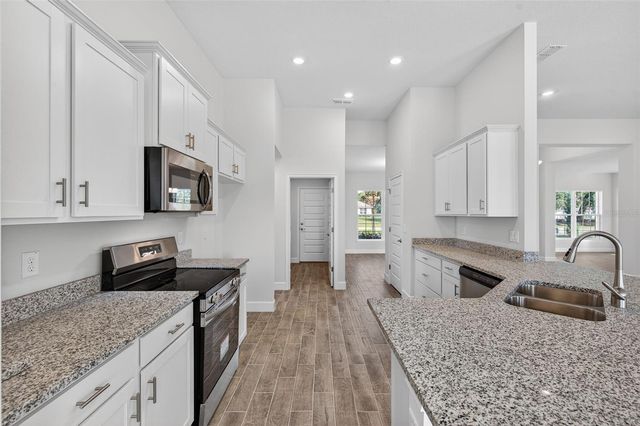 37298 HIDDEN VIEW CIRCLE, Dade City, FL 33523