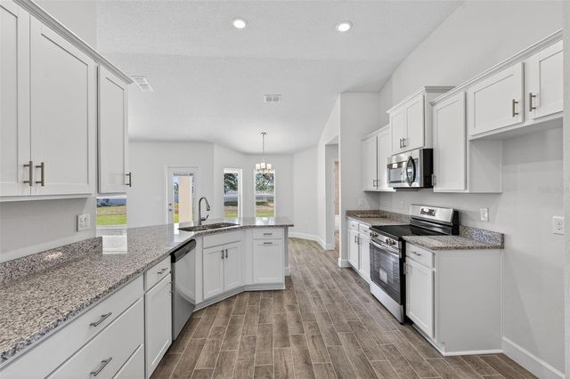 37298 HIDDEN VIEW CIRCLE, Dade City, FL 33523