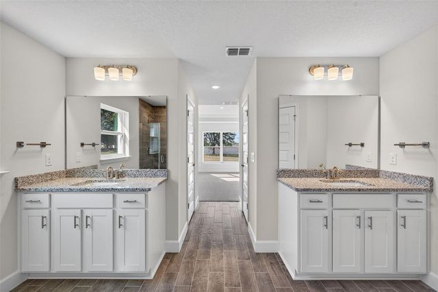 37298 HIDDEN VIEW CIRCLE, Dade City, FL 33523