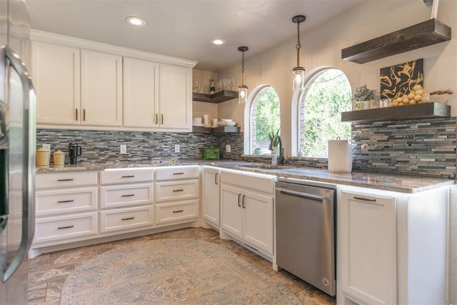 709 Rock Hollow Road, Edmond, OK 73034