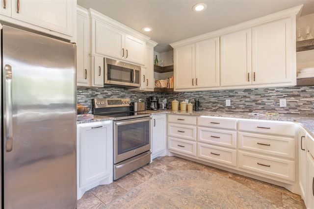 709 Rock Hollow Road, Edmond, OK 73034