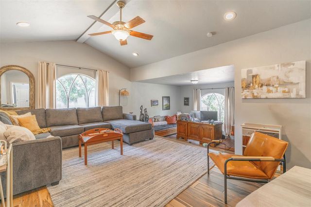 709 Rock Hollow Road, Edmond, OK 73034