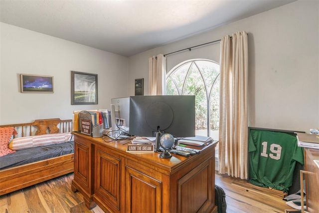 709 Rock Hollow Road, Edmond, OK 73034