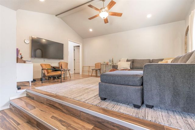 709 Rock Hollow Road, Edmond, OK 73034