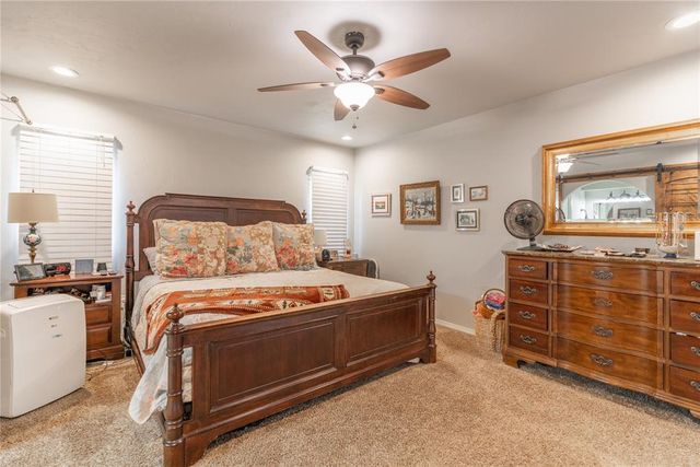 709 Rock Hollow Road, Edmond, OK 73034