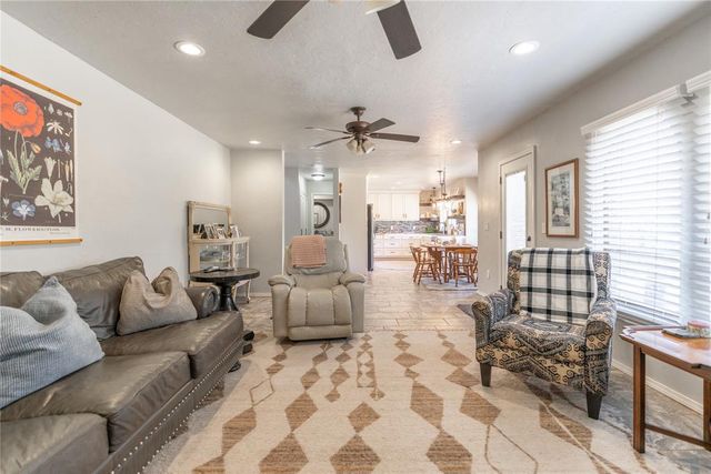 709 Rock Hollow Road, Edmond, OK 73034
